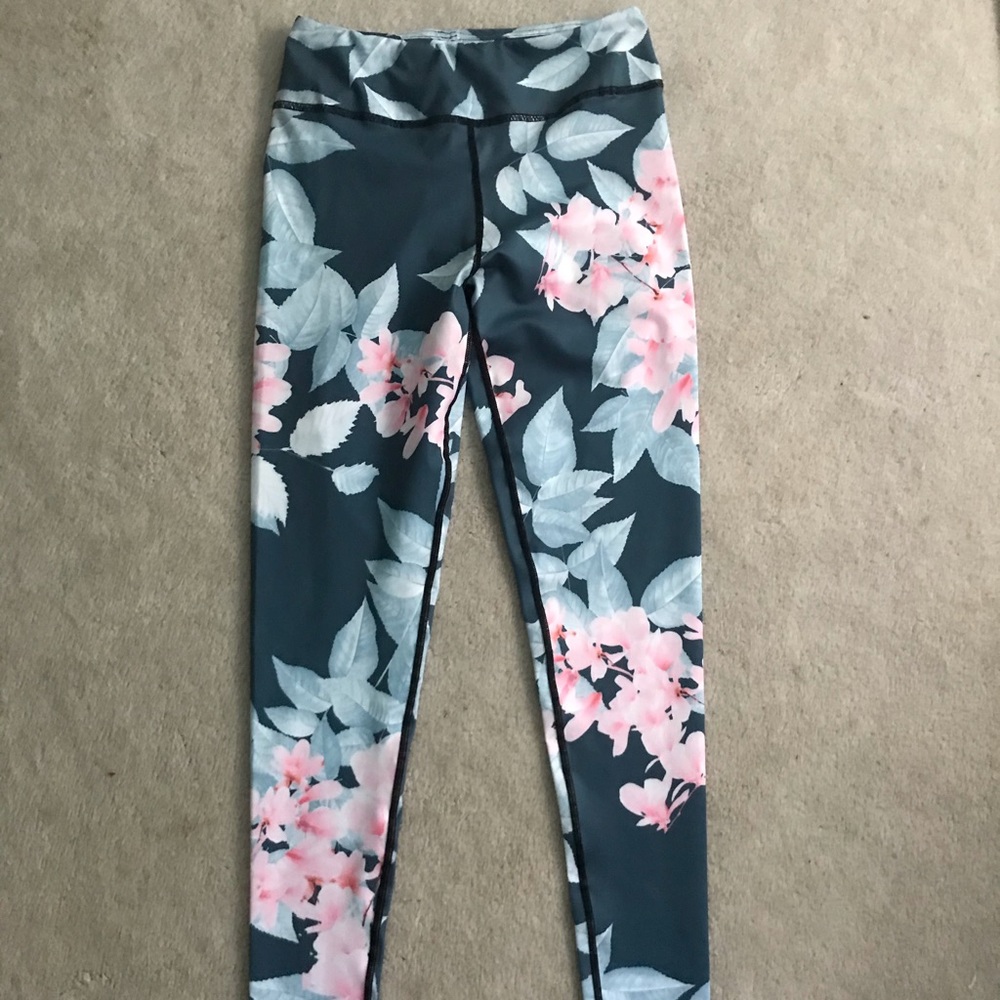NWOT Leggings!